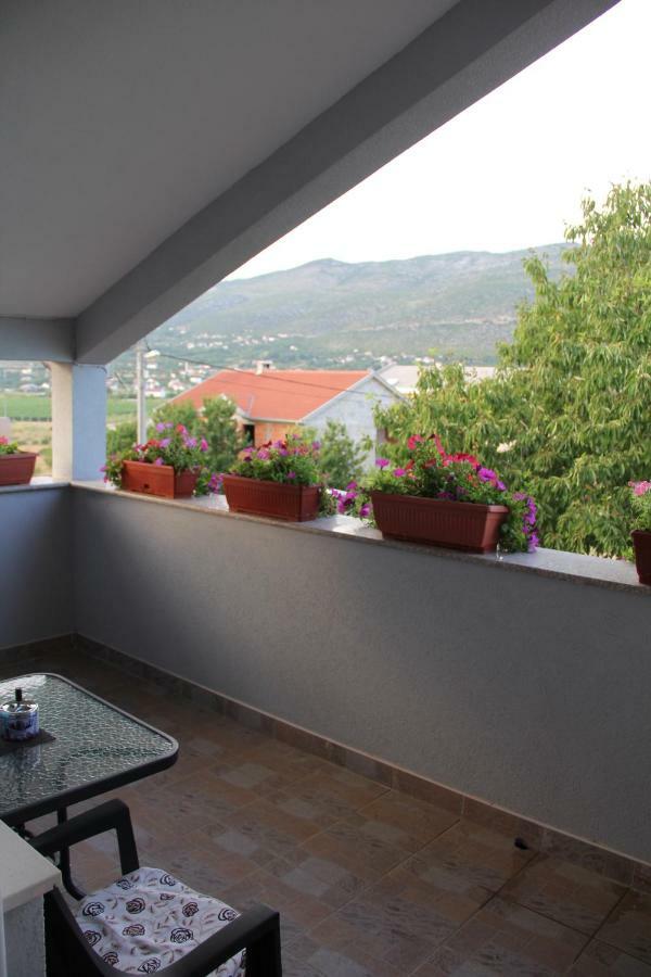 Holiday Home Flora Mostar Exteriér fotografie